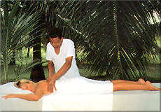 Belize & Guatemala: A Touch of Class Adventure Tour is a tour for those who want to explore Belize which combines relaxation, rainforests and reefs with romance and adventure whilst staying in extra special accommodations