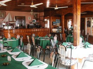 Tropical Paradise Hotel is an inexpensive beachfront resort located on the idyllic little island of Caye Caulke, Belize offering a range of accommodations from beach cabanas to deluxe suites. Ideal for those looking for a relaxing holiday with superb diving and snorkelling on the Belize Barrier Reef.